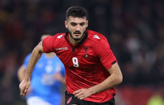 Lazio rikthen në radar Armando Brojën, sulmuesi shqiptar pranë kalimit në Serie A